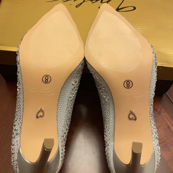 Talia womens new shoes new with
• size 8. #10 - Picture 9 of 10